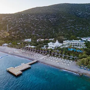 Resort Latanya Park, Yalıçiftlik