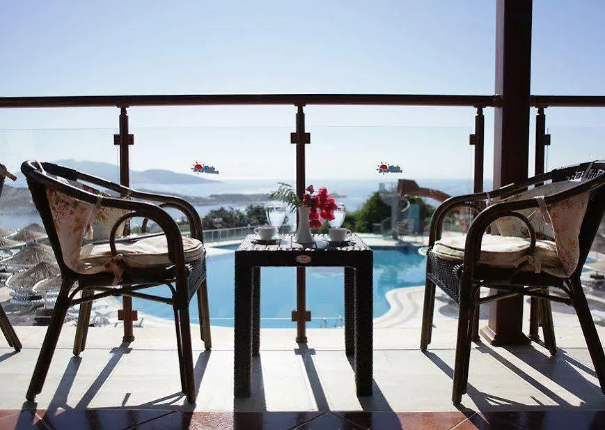 Club Dedeman Bodrum Bitez 2*,